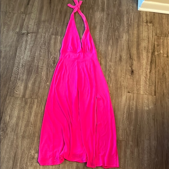 Haute Monde Halter Maxi Dress - Picture 2 of 7